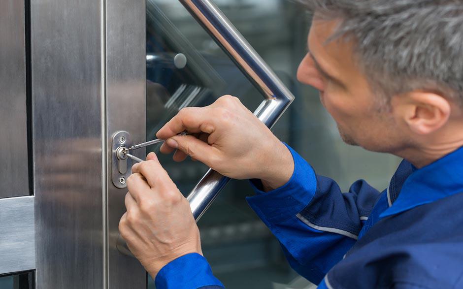 ouvrir une porte Solente
