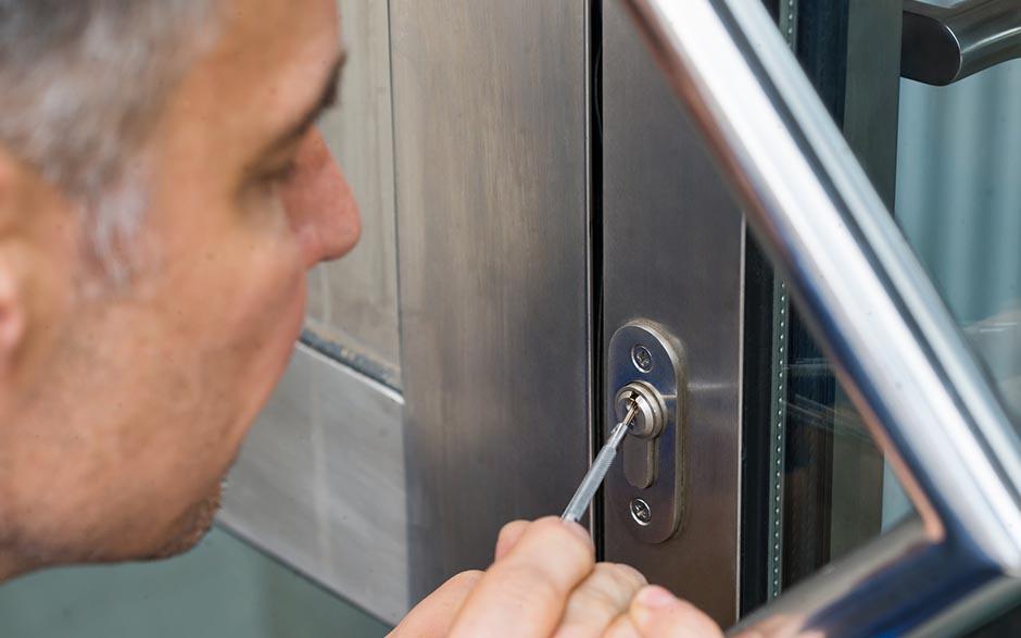 ouvrir une porte Solente